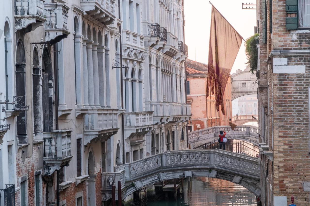 Palazzo Soranzo Noble Floor R&R Apartment Venice Exterior photo